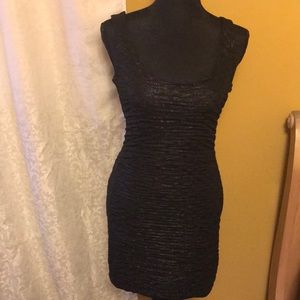 10/$25 (M) shimmery black dress